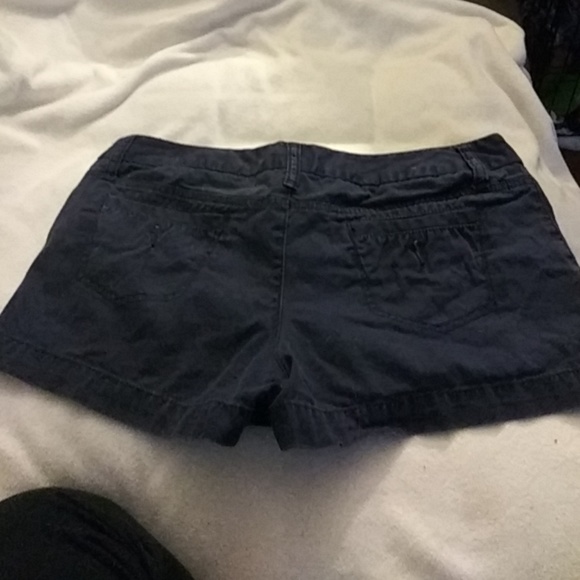 Navy blue cotton shorts - Picture 2 of 4